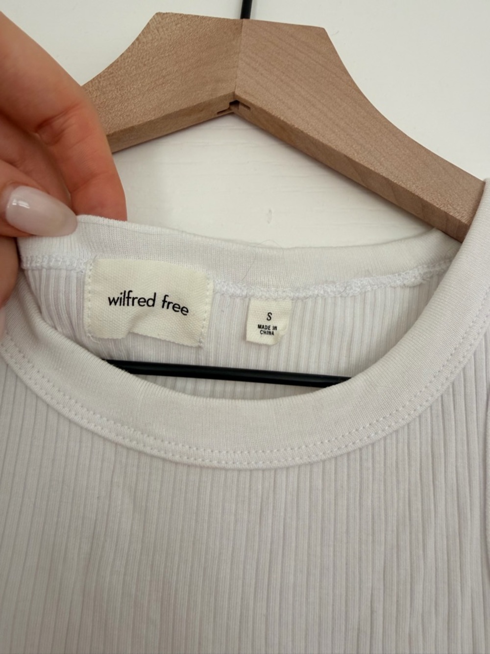 Wilfred White Ribbed Sleeveless Tank - Picture 2 of 4